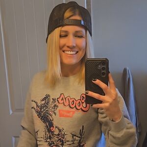 Meet your Posher, Lacie